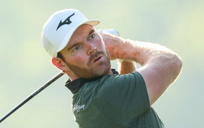 Grayson Murray at golf event