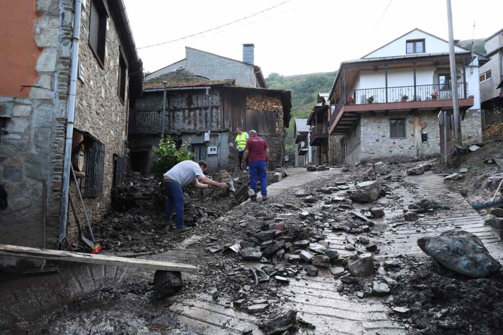 Flash Flooding and Landslide Kill Two in Northwestern Spain