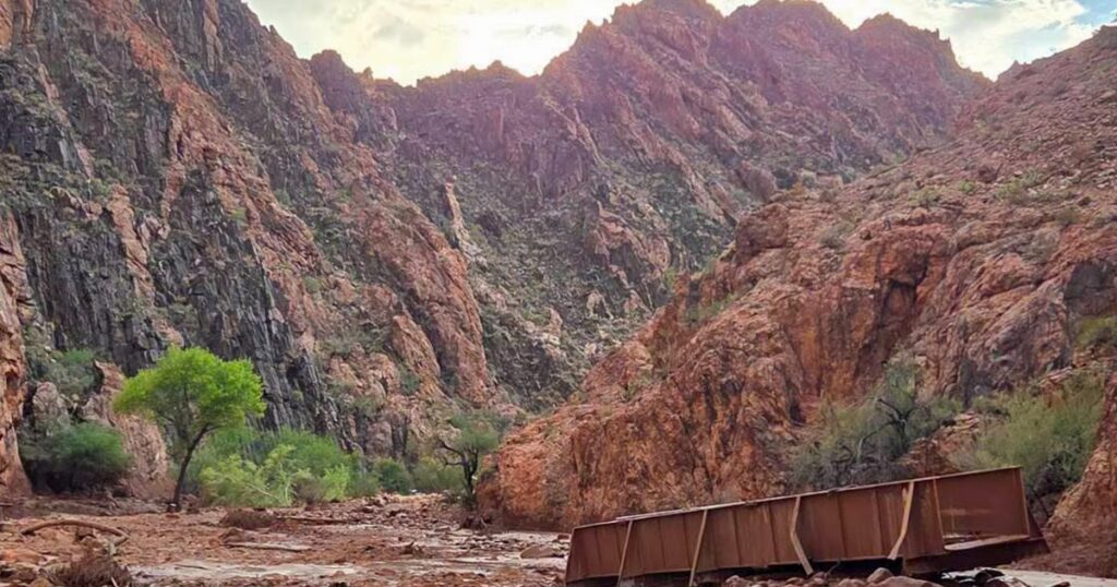 At least 20 missing at Grand Canyon after extreme flash flooding