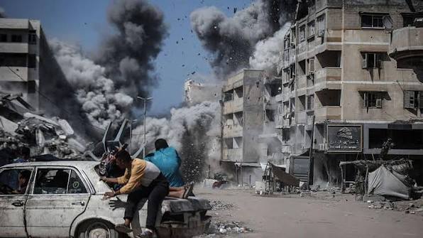 Israeli Strikes Keep Killing Gaza Civilians Despite US Pressure to Stop