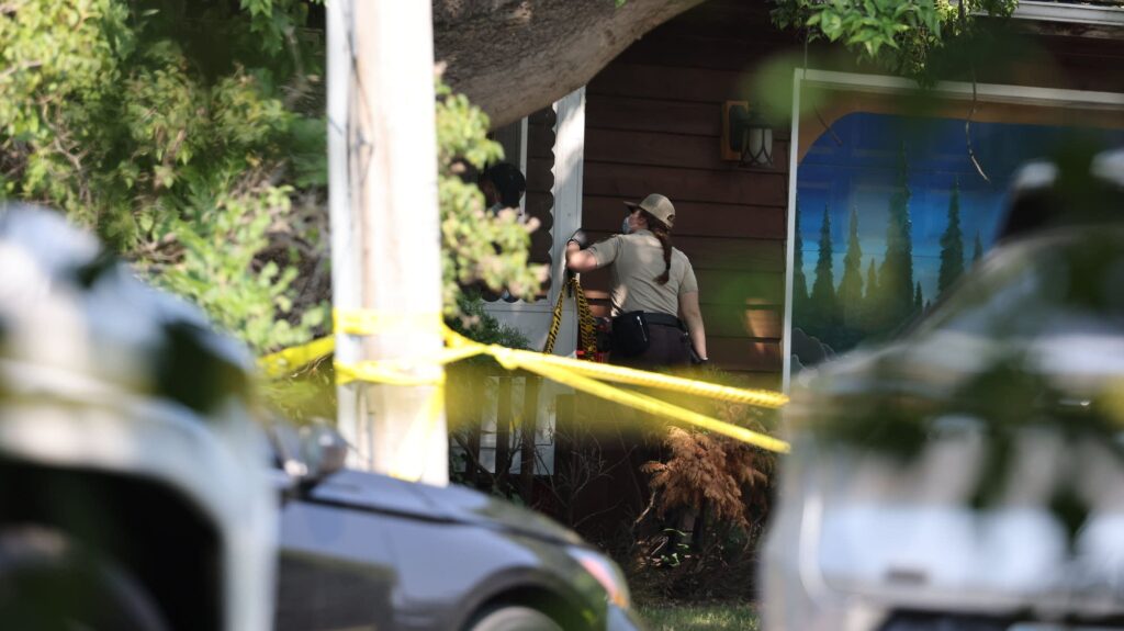 Child, 2 adults dead in apparent murder