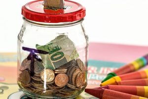 "Moneymaxxing" Is Everywhere Right Now. Is It Actually New, or Just Rebranded Budgeting?