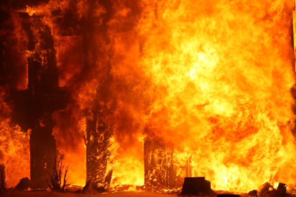 Man charged with arson as Washington wildfires devastate Spokane area