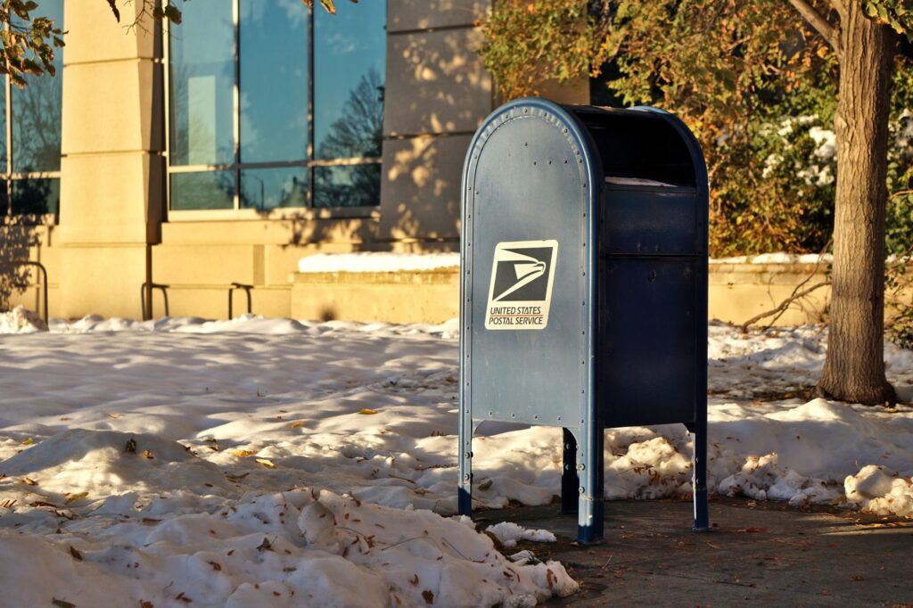 News Wrap: States sue USPS, challenging Trump’s order on mail