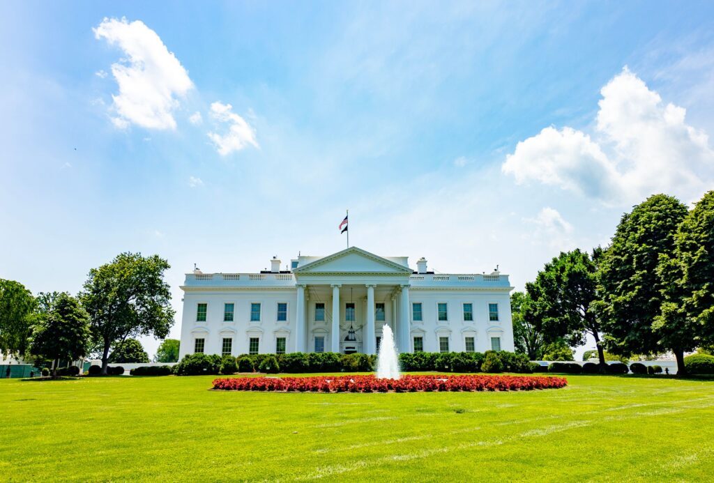 Pirro Meets With Trump at the White House After He Said She ‘Choked’ in Reflecting Pool Case