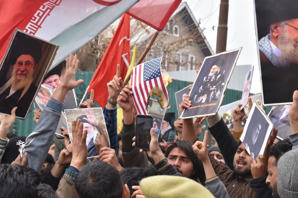 US could not verify Israeli warnings of Iran plots against Trump, sources say