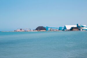 U.S. strikes Iran to prevent Hormuz mine threat