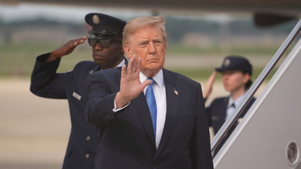 Trump says U.S. has entered deal with Venezuela to take control of 65 billion barrels of oil reserves