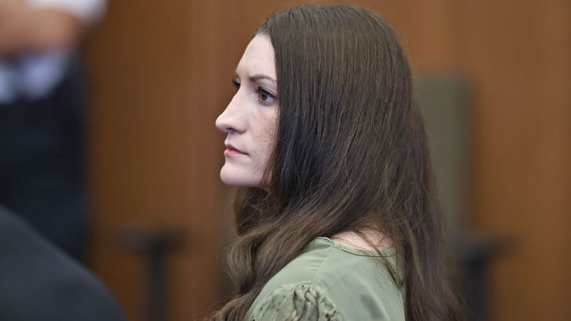 Live updates: Judge in Lindsay Clancy trial says he intends to declare mistrial