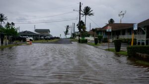 Hurricane Lowell Weakens and Pulls Away From Hawaii After Cutting Power Across Kauai