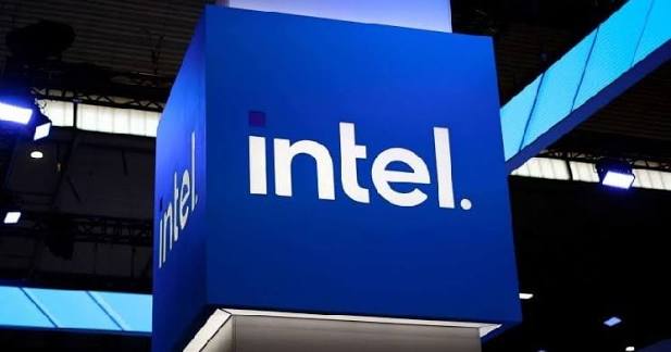 Intel Stock Hits Record High as Foundry Revival and Chip Demand Fuel Turnaround