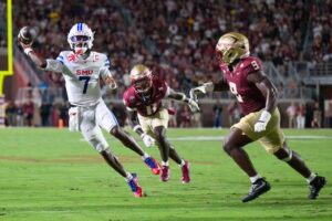 No. 19 SMU Outlasts Florida State 27-24 in Labor Day Game Delayed by Stadium Power Outage