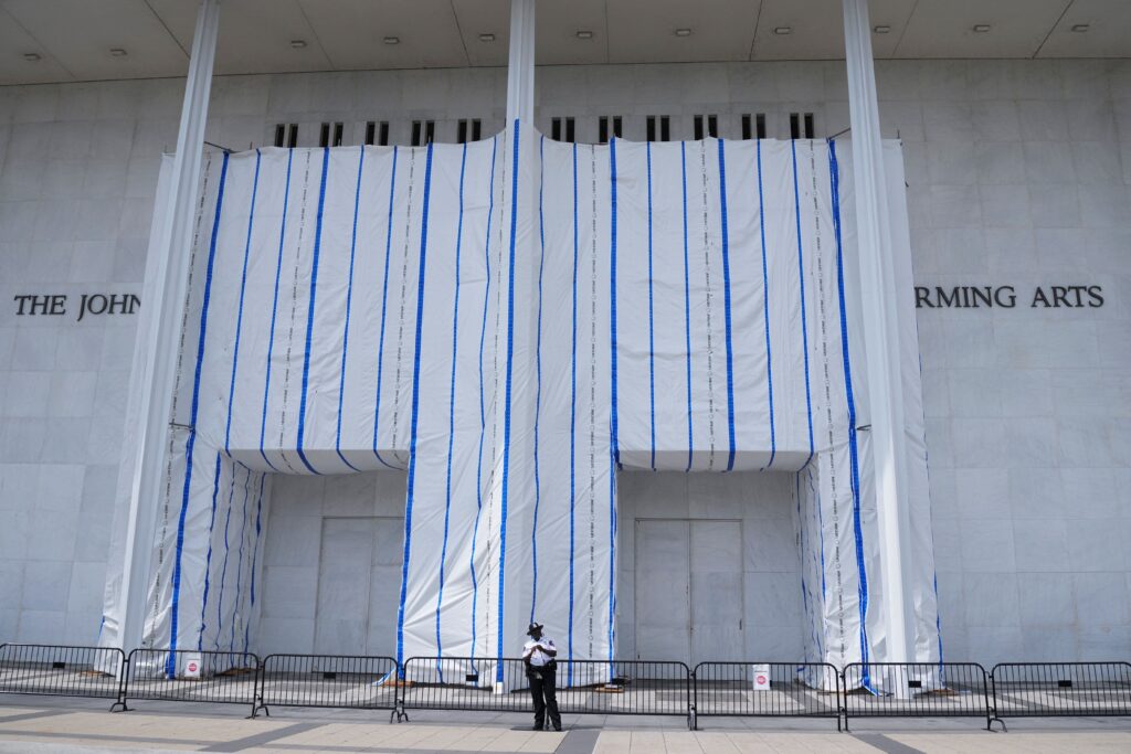 Trump Administration Warns It Could Demolish the Kennedy Center Over Naming Fight