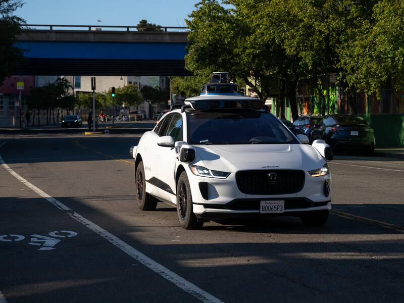 Waymo Robotaxi Pulls Over and Calls Police on Passengers Carrying a Loaded Ghost Gun