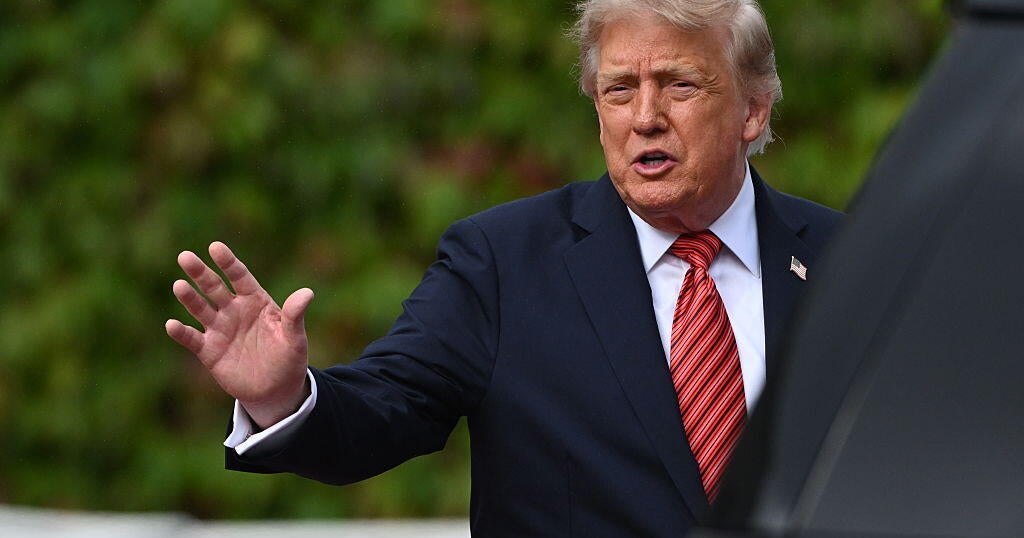 Trump says he would “love” a unified Ireland, as he kicks off visit that mixes diplomacy and golf
