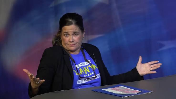 Indiana Democratic Candidate Says She’d ‘Fire All Republicans,’ Ends Forum With ‘We Have Guns Too’