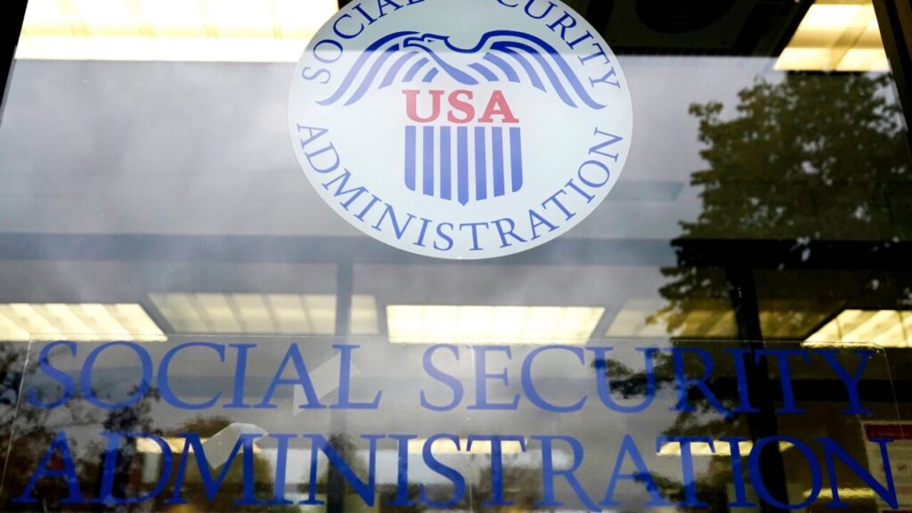 Social Security Checks Will Rise 3.6% in 2027, About $75 a Month for the Average Retiree